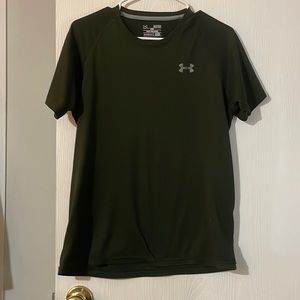 Men’s S UA shirt